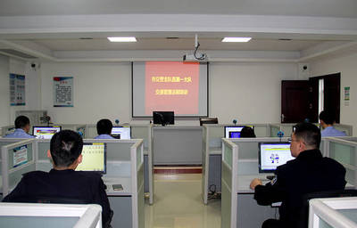 常德交警直屬一大隊(duì)交通管理法制知識(shí)網(wǎng)校培訓(xùn)班正式開(kāi)班，聚焦教育咨詢(xún)服務(wù)